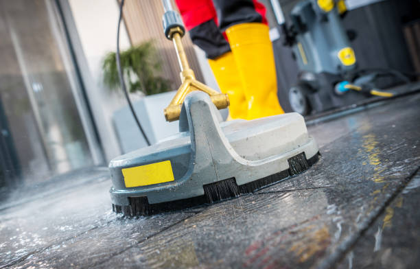 Why Choose Our Certified Pressure Washing Experts for Your Project Needs in Rossville, IN?